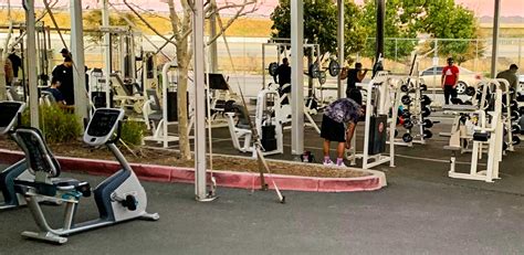 Gyms in santa clarita - Feb 12, 2016 ... That is actually a lie, because about a year ago my daughter wanted to change gyms because the training staff at LA Fitness was hitting on her ...